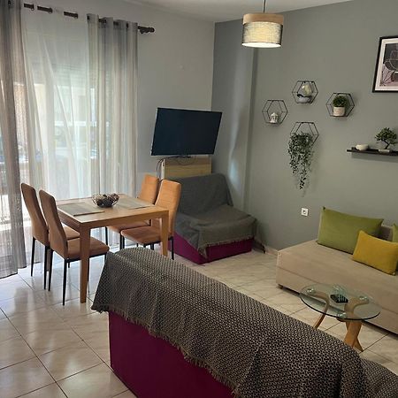 One Bedroom Flat 300M From Sea อเล็กซานโดรโพลิส ภายนอก รูปภาพ