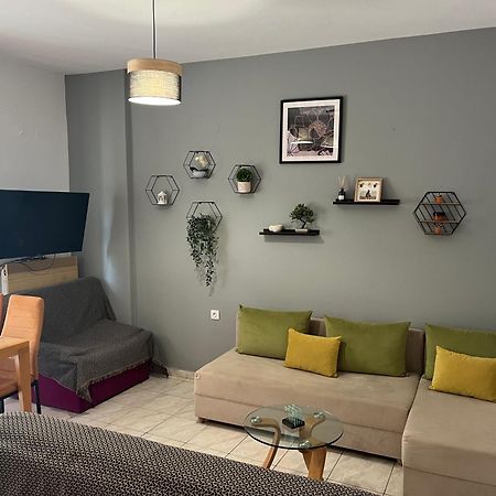 One Bedroom Flat 300M From Sea อเล็กซานโดรโพลิส ภายนอก รูปภาพ